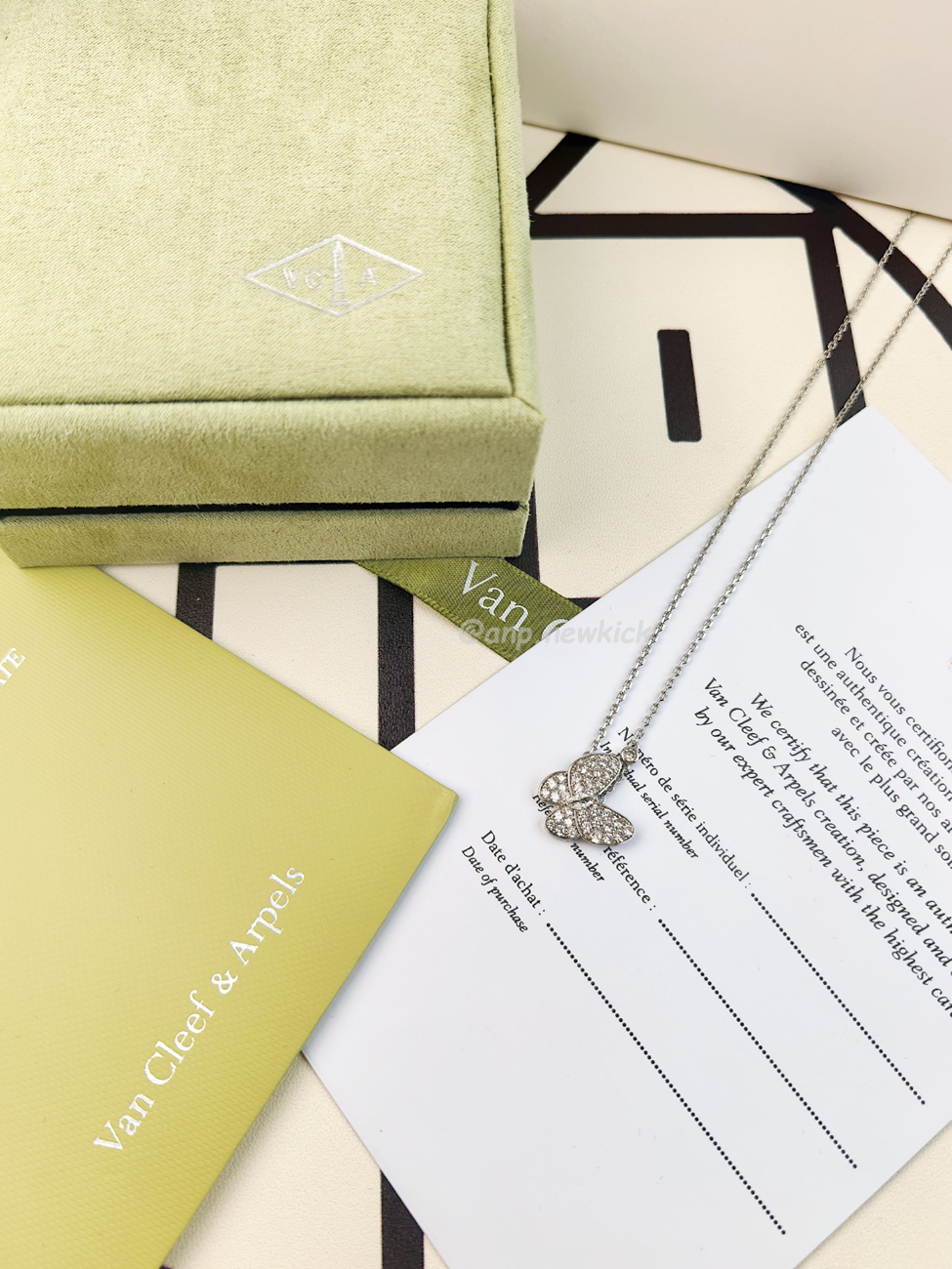 Van Cleef Arpels Full Diamond Clover Necklace (7) - www.newkick.vip